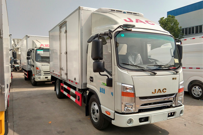 江淮帅铃4.1米窄体冷藏车|国五冷链车