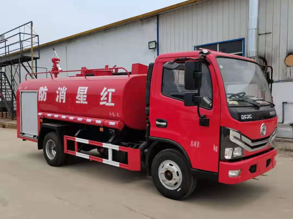 东风4吨消防洒水车